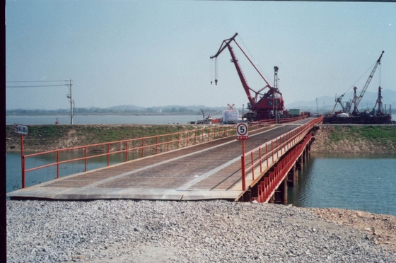 Kompaktowy panel Deaign Load HL-93 Military Bailey Bridge Steel Deck